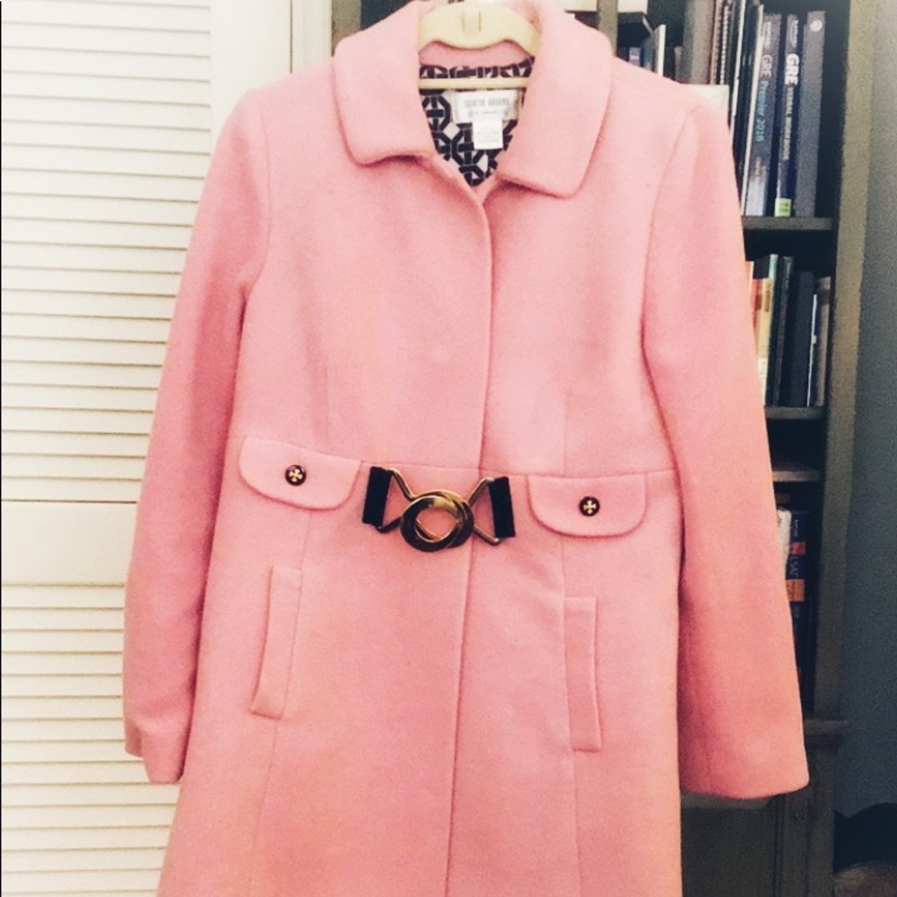 Skirtin Around Pink Wool coat in size 6.